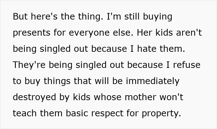 Aunt Declares ‘No Christmas Gifts’ For Unruly Niblings, Faces Backlash From Her Extremely Angry Sis Aunt Declares ‘No Christmas Gifts’ For Unruly Niblings, Faces Backlash From Her Extremely Angry Sis