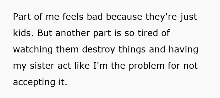 Aunt Declares ‘No Christmas Gifts’ For Unruly Niblings, Faces Backlash From Her Extremely Angry Sis Aunt Declares ‘No Christmas Gifts’ For Unruly Niblings, Faces Backlash From Her Extremely Angry Sis