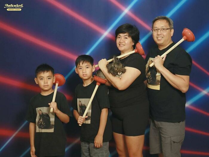 These 61 Awkward Studio Pics Might Make You Cringe Or Want Some Of Your Own