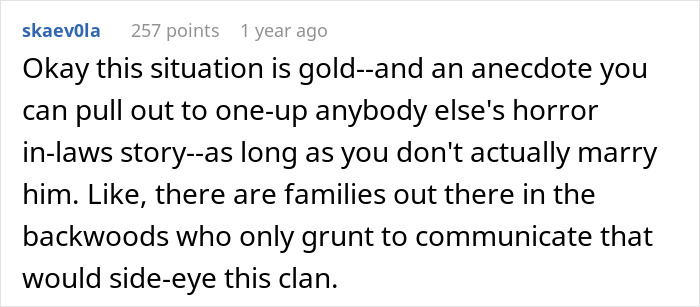 Family’s Traditions For Christmas Leave Woman Completely Baffled, Boyfriend’s Offended She Didn’t Participate