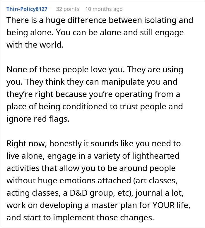 Woman Buys Expensive Gifts For BF’s Kids, Is Told She Can’t Spend Christmas With Them Woman Buys Expensive Gifts For BF’s Kids, Is Told She Can’t Spend Christmas With Them