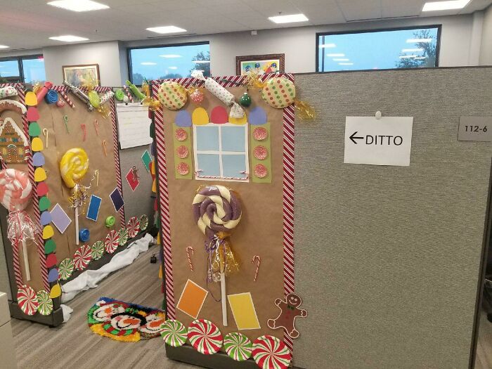 52 Times Workplaces Were So Creative With Their Christmas Decorations, They Impressed Santa Himself 52 Times Workplaces Were So Creative With Their Christmas Decorations, They Impressed Santa Himself