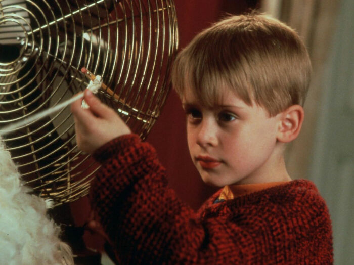 Macaulay Culkin Finally Answers Decades-Old Question Of Kevin’s Dad’s Job In ‘Home Alone’
