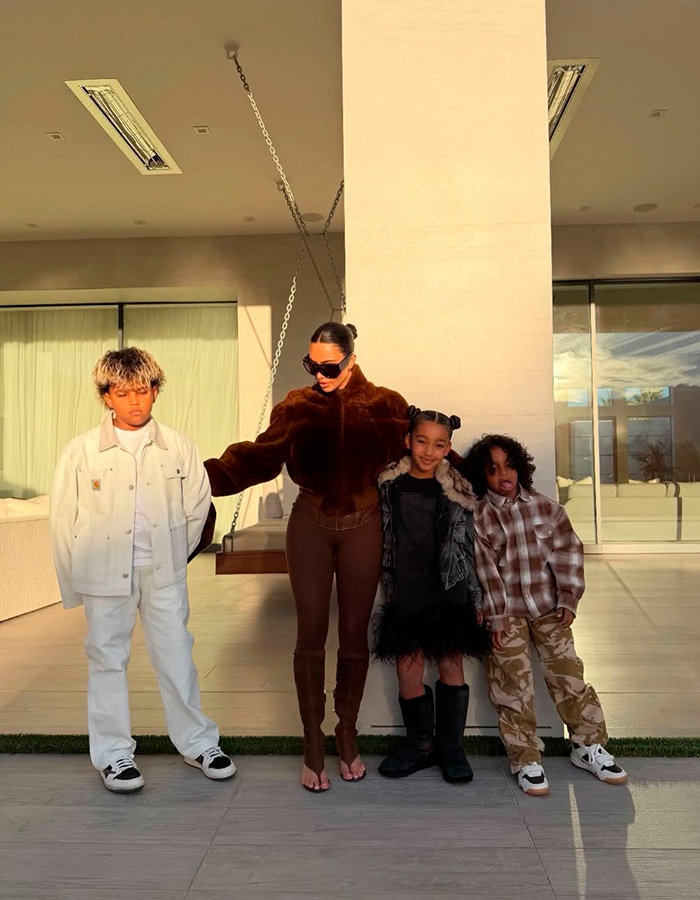 “They Hate Her”: Fans Believe Kim Kardashian’s Christmas Card Failure Reflects Kids’ Home Life