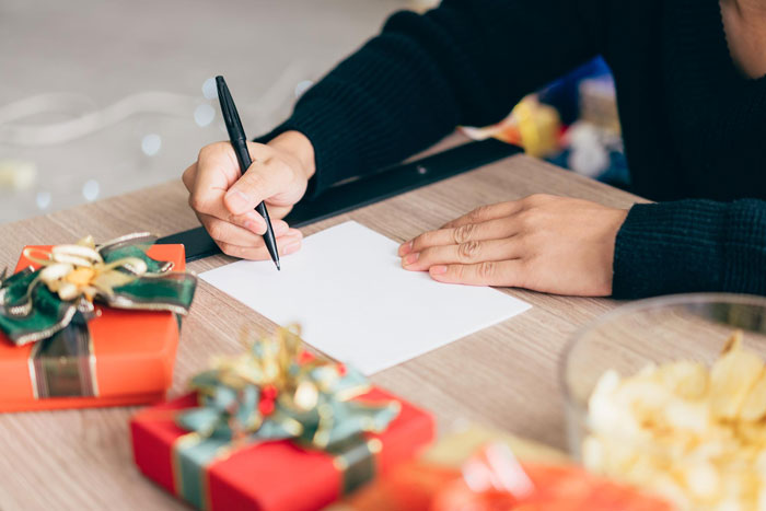 Entitled SIL Demands People Only Gift Pricey Things From Her Christmas List, Mad As Woman Snubs Her