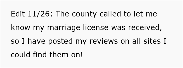 Bride Mortified As Officiant Brings Random Guest To Ceremony, Loses It When She Catches The Bouquet