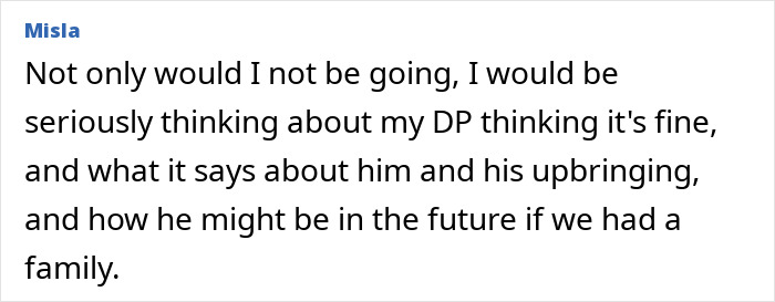 Guy Says Fam Is “Wild” At Christmas, GF Unprepared For Screaming Matches And Alcohol-Fueled Fights