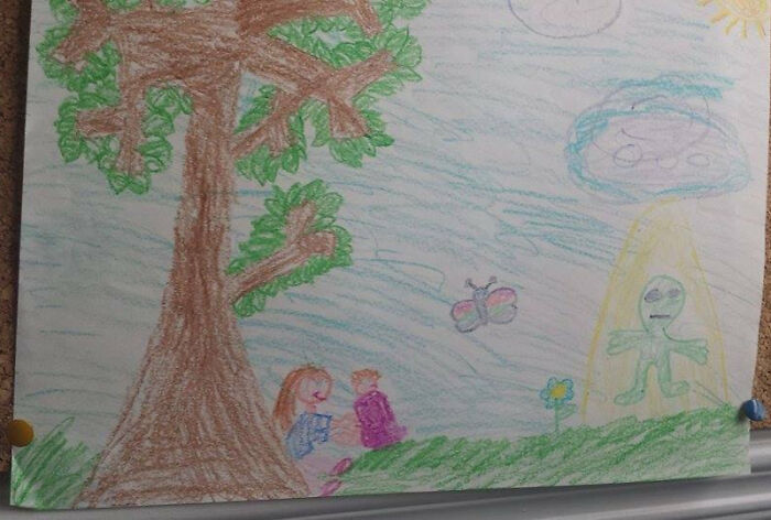 &ldquo;A Very Flattering Portrait Of Me&rdquo;: 39 Funny Drawings By Kids Who Have No Filter Whatsoever