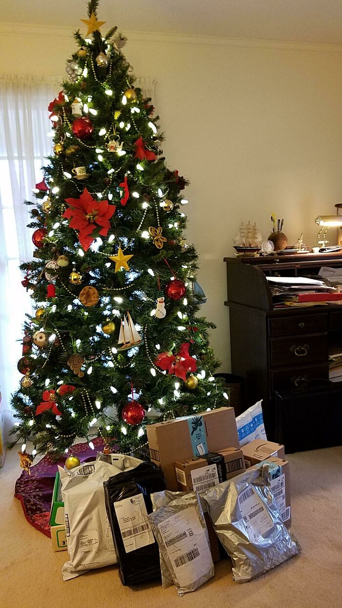 79 Of The Funniest Gift Wraps That Might Inspire Some Mischief This Christmas