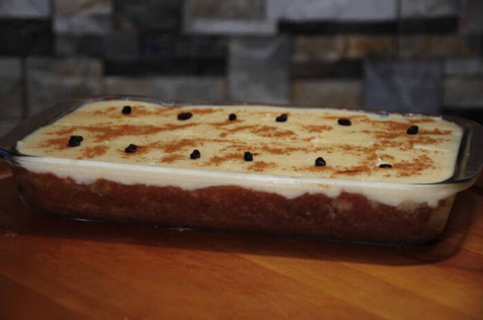 20 Interesting And Delicious-Looking Christmas Desserts From Around The World