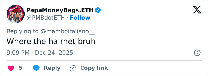 21-Year-Old Pizza Maker Goes Viral After Fans Declare Her “Hotter Than Sydney Sweeney”