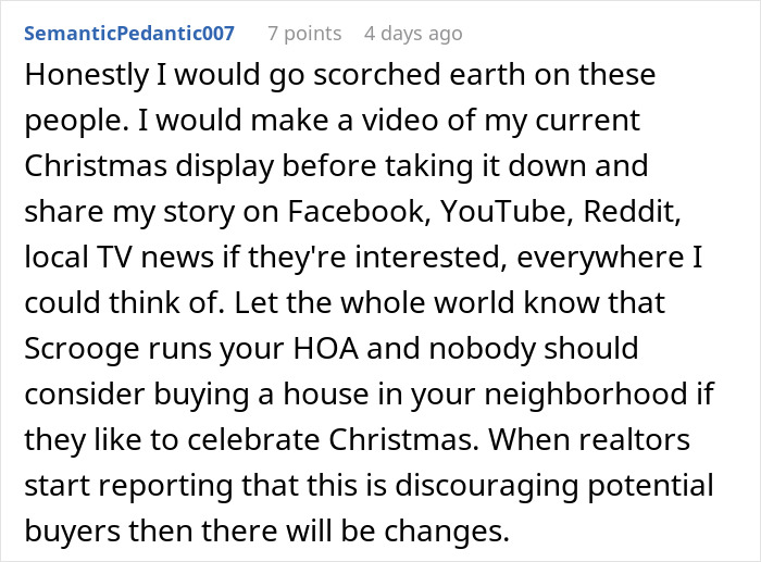 Woman Horrified After Getting Bashed By HOA For “Too Festive” Xmas Decor: “I’ll Be Fined $100/Day”