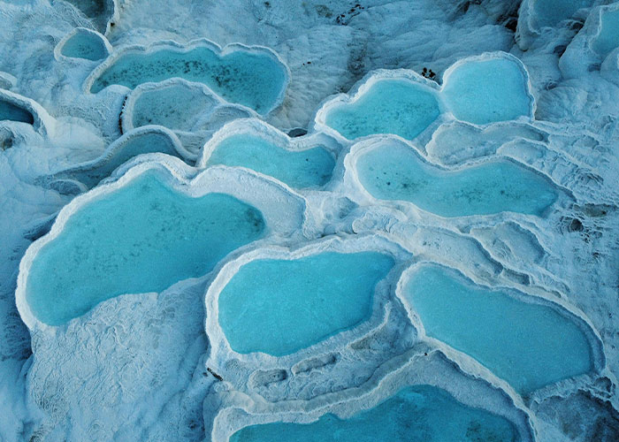 58 Places From Around The World That Look AI Generated But Are Actually Real