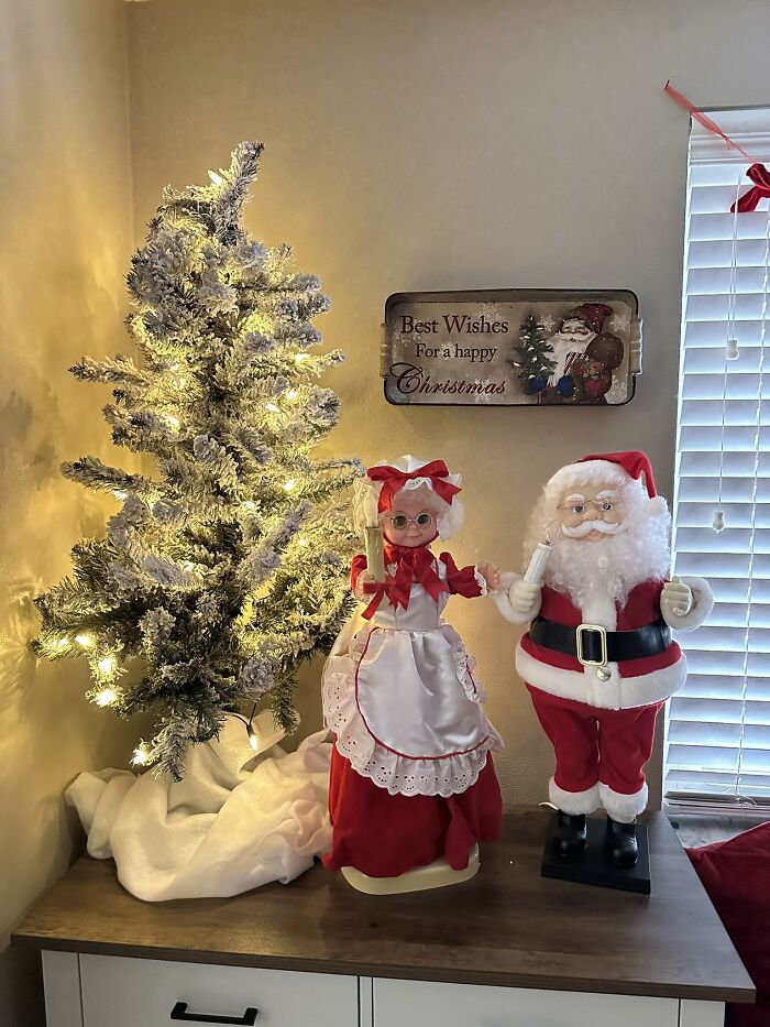 62 Of The Most Nostalgic Vintage Christmas Decorations To Travel Back In Time