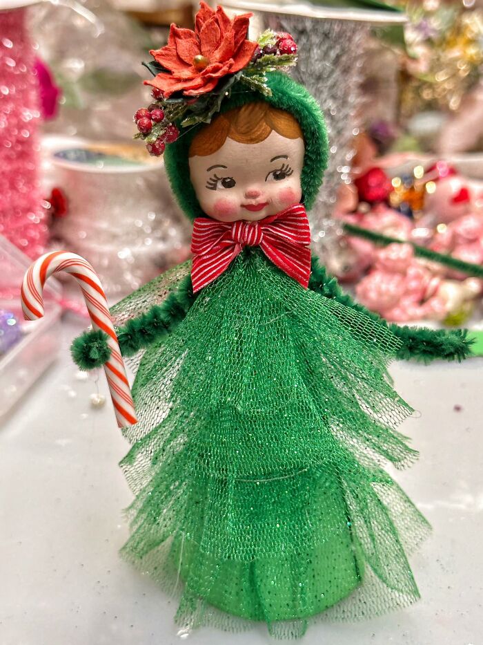 62 Of The Most Nostalgic Vintage Christmas Decorations To Travel Back In Time