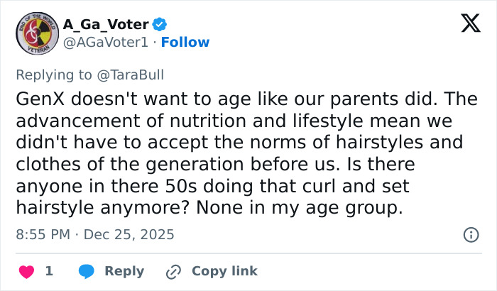 “Surgeons”: Side-By-Side Of 55YO Celebs From Different Eras Sparks Heated Debate Over What Has Changed “Surgeons”: Side-By-Side Of 55YO Celebs From Different Eras Sparks Heated Debate Over What Has Changed