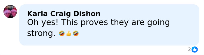 “Liar”: Kardashians’ Gingerbread House Fuels Wild Theories After Fans Question Men Included