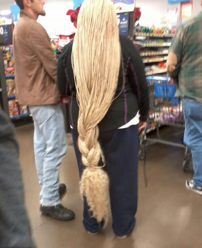 94 Pics From Walmart That Might Make You Wonder What In The World Is Going On In These Stores