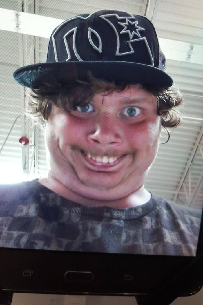 94 Pics From Walmart That Might Make You Wonder What In The World Is Going On In These Stores