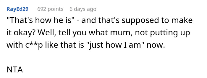 Guy Leaves Christmas Dinner Over Uncle’s Jokes, Mom Furious He “Embarrassed Her”