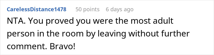 Guy Leaves Christmas Dinner Over Uncle’s Jokes, Mom Furious He “Embarrassed Her”