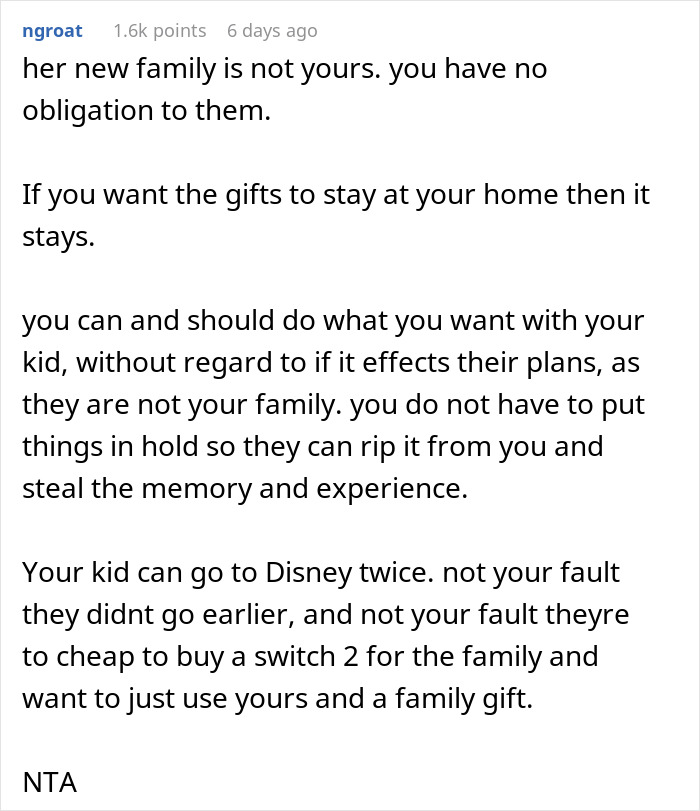“Stuff Gets Broken”: Dad Tries To Protect His Son’s Gift From His Ex’s New Family, Drama Ensues “Stuff Gets Broken”: Dad Tries To Protect His Son’s Gift From His Ex’s New Family, Drama Ensues