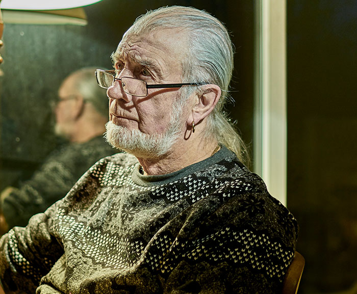 Guy Kicks Siblings Out After They Share What ‘Surprise’ They Planned