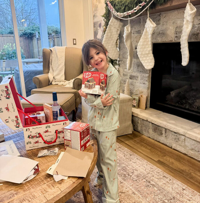 Influencer’s Daughter Passes Away At Christmas Just One Year After Other Daughter Lost Her Life