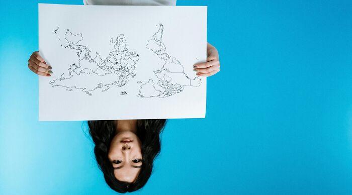 &ldquo;Geography Nerds, This One&rsquo;s For You&rdquo;: Try Guessing All 28 Countries From Their Rotated Maps