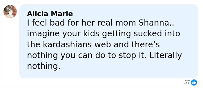 “Gross”: Kourtney Kardashian And Travis Barker Face Backlash For Intimate Gift For His Daughter