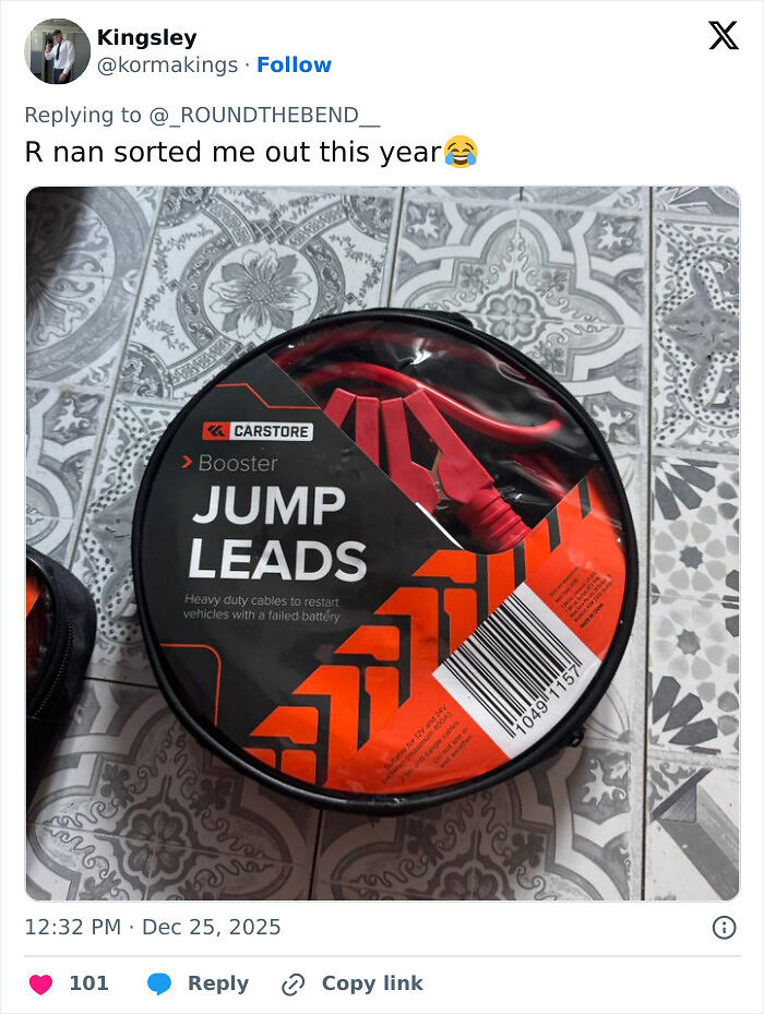 40 Of The Worst Xmas Presents People Received This Holiday