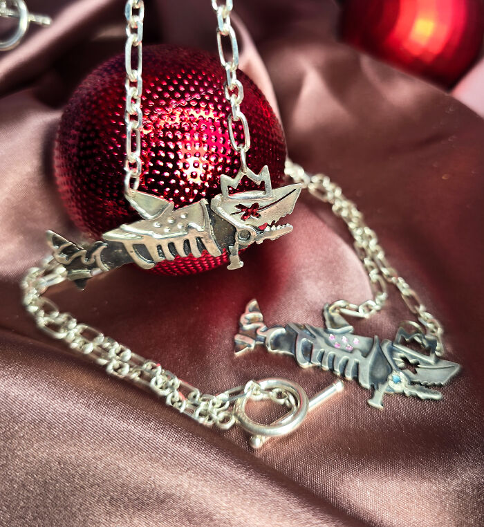 New And Shiny Geeky Jewelry Made By Orion Ivliev Shot Festive In The Christmas Spirit New And Shiny Geeky Jewelry Made By Orion Ivliev Shot Festive In The Christmas Spirit