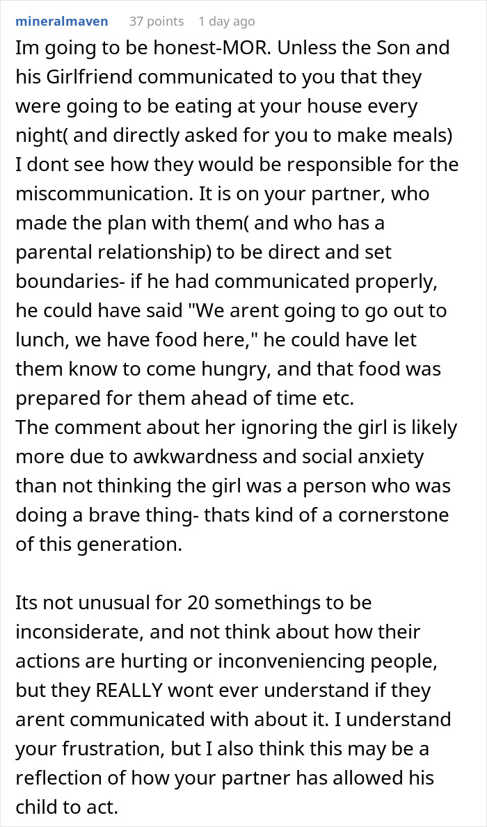 Woman Bends Over Backwards For BF’s Son And His GF, Is “Disgusted” By How They Treat Her Woman Bends Over Backwards For BF’s Son And His GF, Is “Disgusted” By How They Treat Her