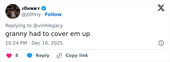 “The Hands Never Lie”: Kris Jenner Finally Ditches Gloves In Public After Viral $100k Facelift “The Hands Never Lie”: Kris Jenner Finally Ditches Gloves In Public After Viral $100k Facelift