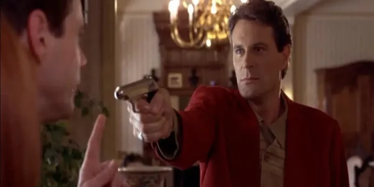 Charles Rocket portraying the character Harry Dunne