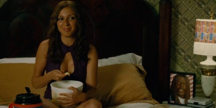 Maya Rudolph holding a bowl