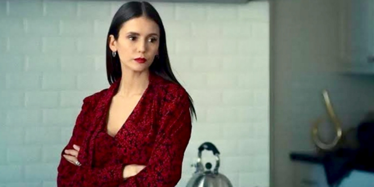 Nina Dobrev in Reunion