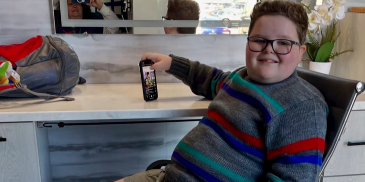 Stranger Things BTS — Jake Connelly Stranger Things BTS — Jake Connelly