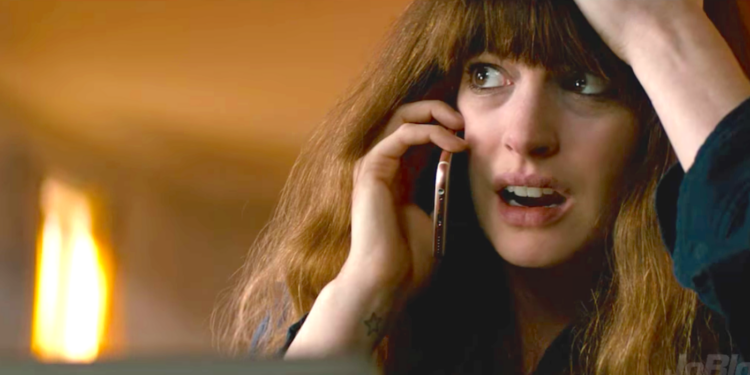Anne Hathaway on a phone call Anne Hathaway on a phone call