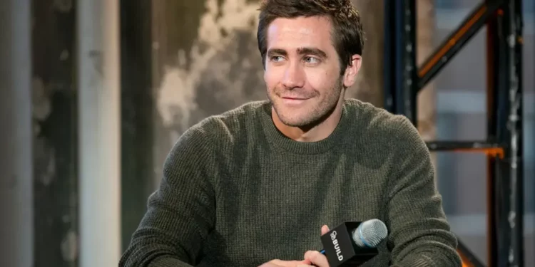 Jake Gyllenhaal in an interview Jake Gyllenhaal in an interview