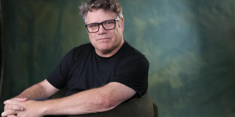 Why Some 90s Stars Have &ldquo;Low Net Worth&rdquo;: The Real Factors (Royalties, Taxes, Hiatuses)