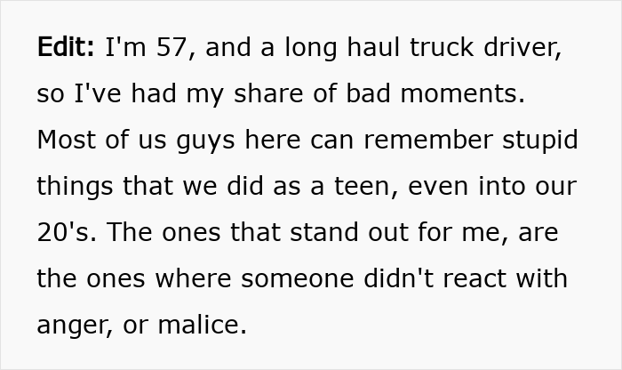 Guy Puts An Inappropriate Shirt As A Dare To Dinner With GF’s Parents, The Dad Doesn’t Let It Slide