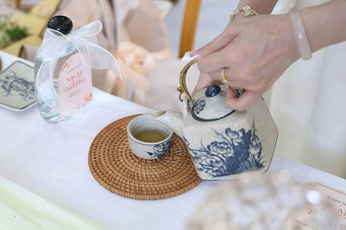 Man Considers Canceling His Wedding After Fiancée’s Family Hires A PI To Dig Up His “Dirt”