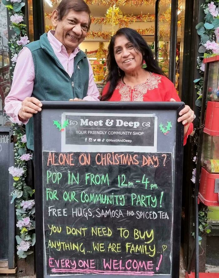 52 Holiday Moments So Sweet They Could Melt Even The Grinchiest Heart (New Pics) 52 Holiday Moments So Sweet They Could Melt Even The Grinchiest Heart (New Pics)