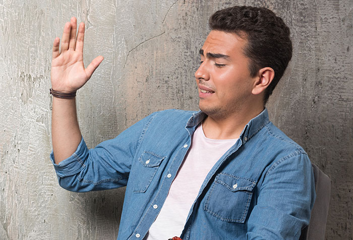 76 Times Guys Mansplained Something To Women With Peak Confidence And Zero Accuracy 76 Times Guys Mansplained Something To Women With Peak Confidence And Zero Accuracy