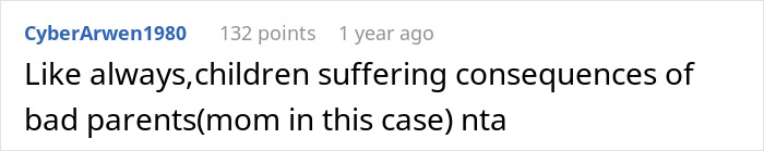 Daughter Gets 27 Presents For Christmas While Her Half-Brother Has Only 1, Dad Feels No Guilt