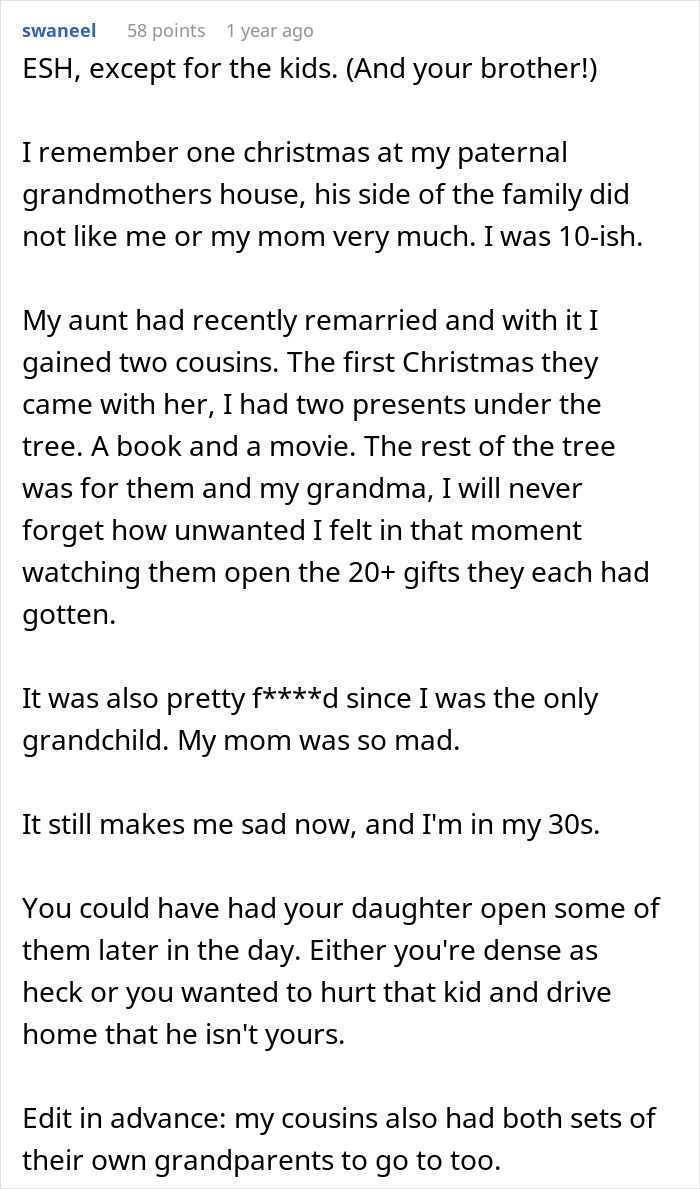 Daughter Gets 27 Presents For Christmas While Her Half-Brother Has Only 1, Dad Feels No Guilt