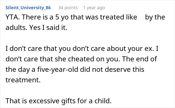 Daughter Gets 27 Presents For Christmas While Her Half-Brother Has Only 1, Dad Feels No Guilt