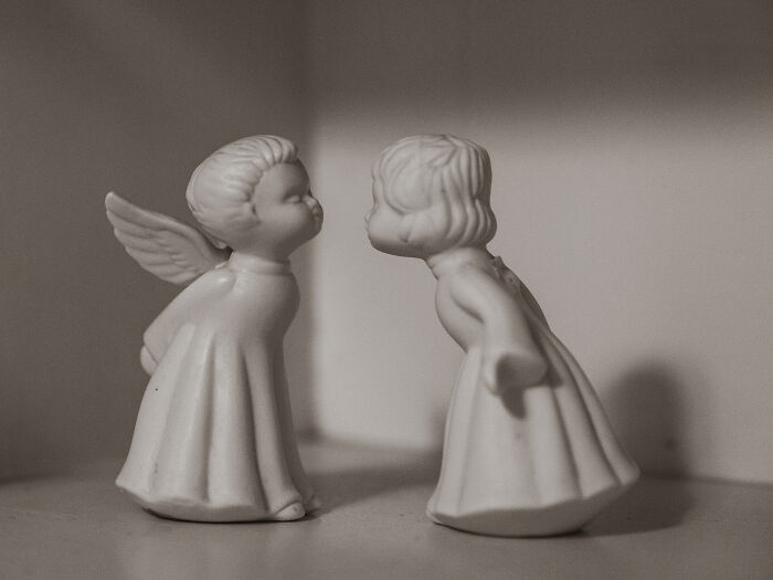 Fay And Gay: 24 Intimate Photos Capturing 90 Years Of Sisterhood By Samantha Yancey