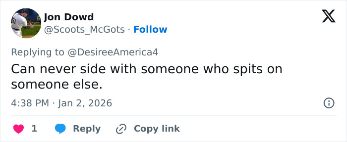 “First Karen Of 2026”: Woman Blocks Tourist&rsquo;s Shot In Viral Red Rock Canyon Incident